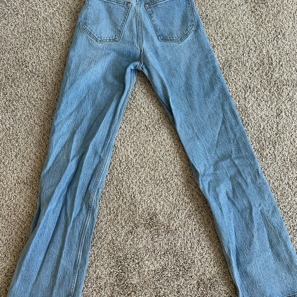 Abercrombie & Fitch The ‘90s Relaxed Jean High Rise - Picture 4 of 4